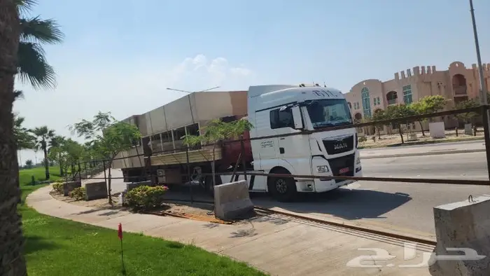 شركة نقليات للتعاقد مع المشاريع تريلا سطحة ستارة لوبد جوانب 8