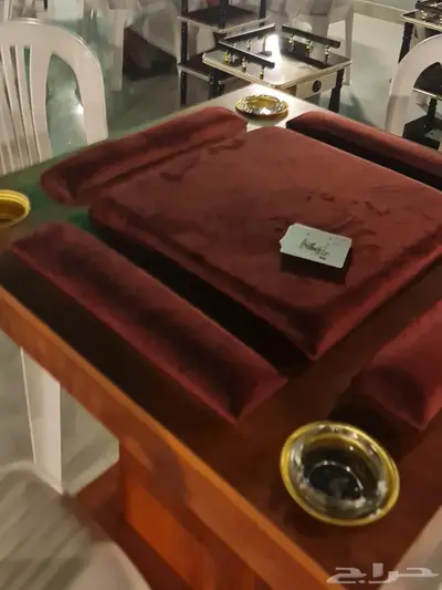 طاولات بلوت وجكارو شبه جديدة 3