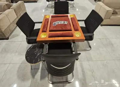 طاولات بلوت وجكارو شبه جديدة 24