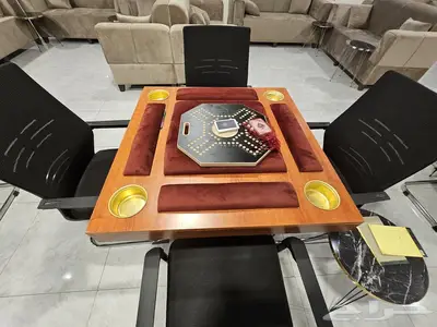 طاولات بلوت وجكارو شبه جديدة 13