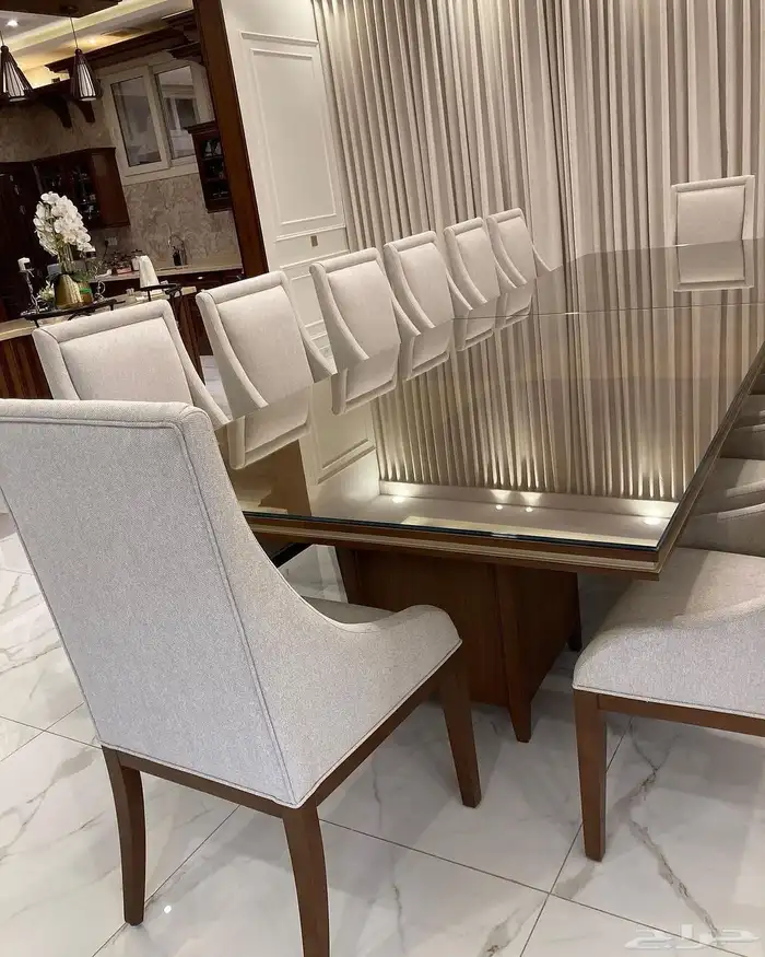 طاولة طعام 0