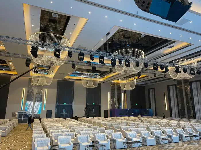 تاجير شاشات داخل الرياض وخارج الرياض 18