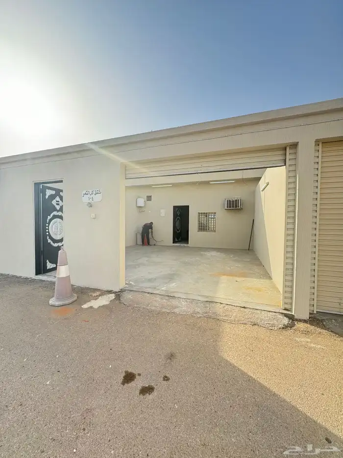 شاليهات عزاب لايجار السنوي والشهري ويوجد عروض 2