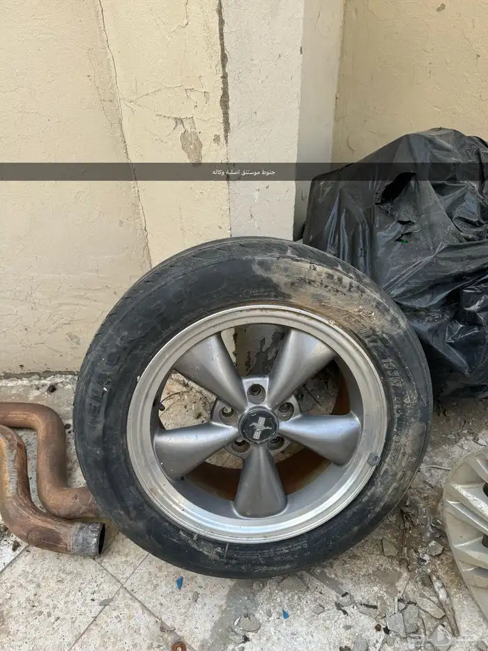 قطع كرايسلر وموستنق متنوعة للبيع 2