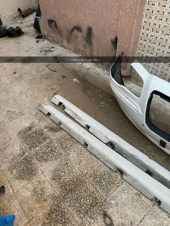 قطع كرايسلر وموستنق متنوعة للبيع 6