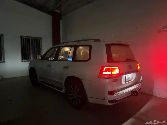 لاندكروزر قراند تورينق GXR3 2019 شبة الجديد 3