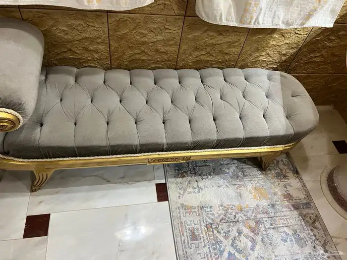 للبيع طاولات 2