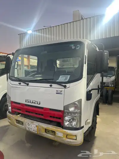 معرض سلطان لسيارات متخصصين في مجال النقل وسيارات الديزل 9