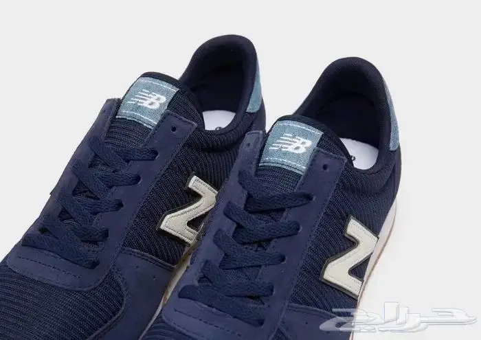 (تصفية شاملة) حذاء من ماركة New Balance الأصلية 5
