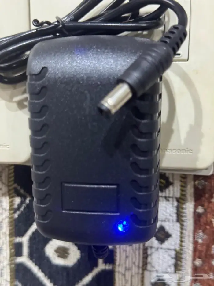 شاحن ومحول التيار الكهربائي للكاميرات DC12V 2A AC 3