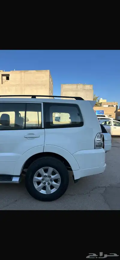 باجيرو 2015 4