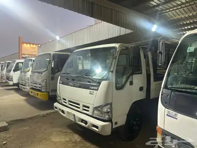 معرض سلطان لسيارات متخصصين في مجال النقل وسيارات الديزل 13