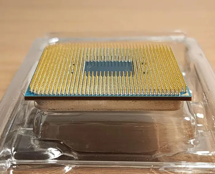 معالج Ryzen 3 2200G 4