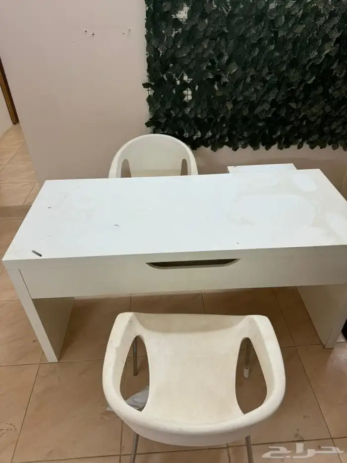 اغراض صالون نسائي كنب وكراسي 5