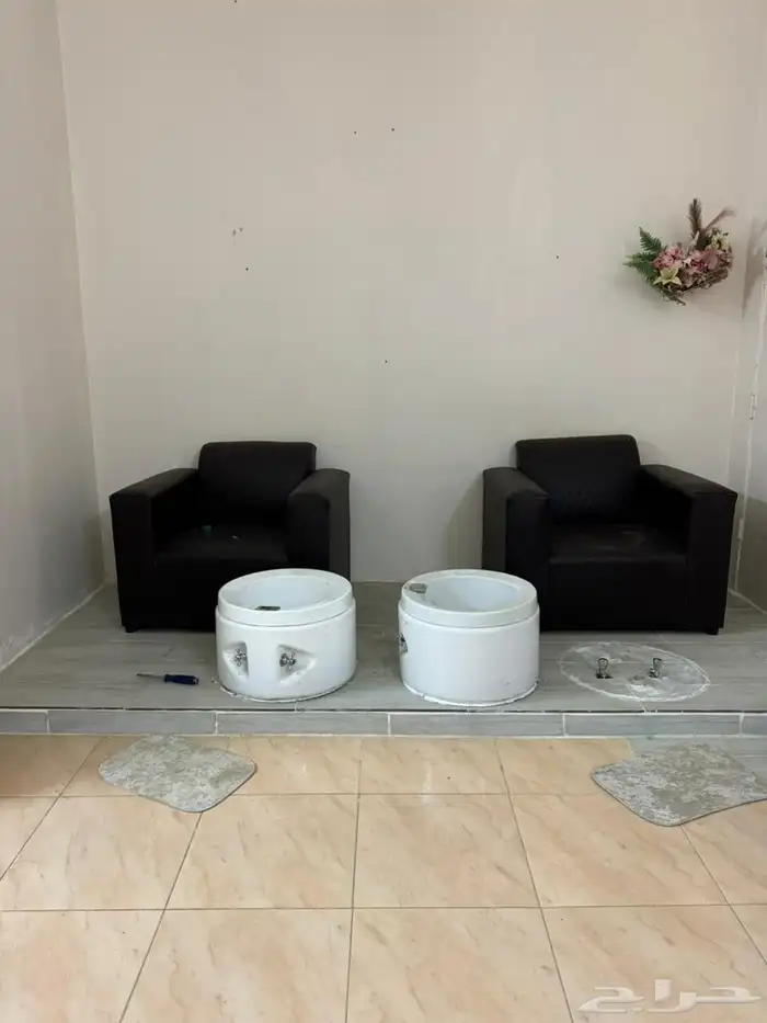 اغراض صالون نسائي كنب وكراسي 1