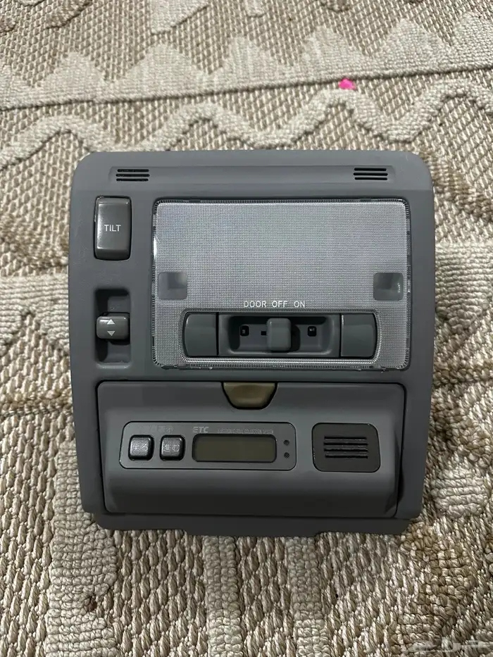 تحكم فتحة سقف لكزس Ls430 0