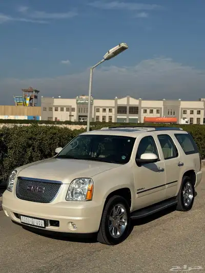 يوكن دينالي 2012 ممشى 70 الف (تم البيع) 1