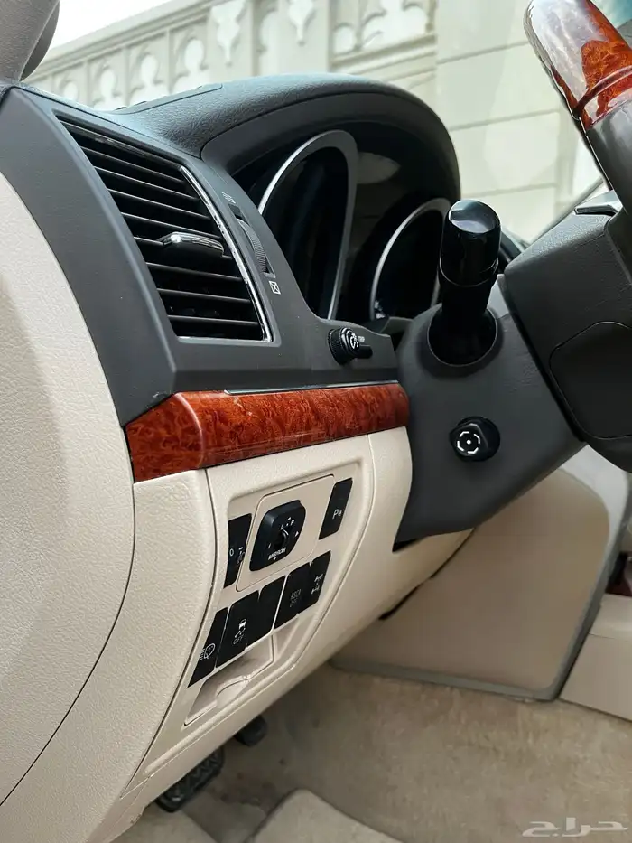 جيب لاندكروزر VXR 2012 ( تم البيع الله يبارك للمشتري ) 34