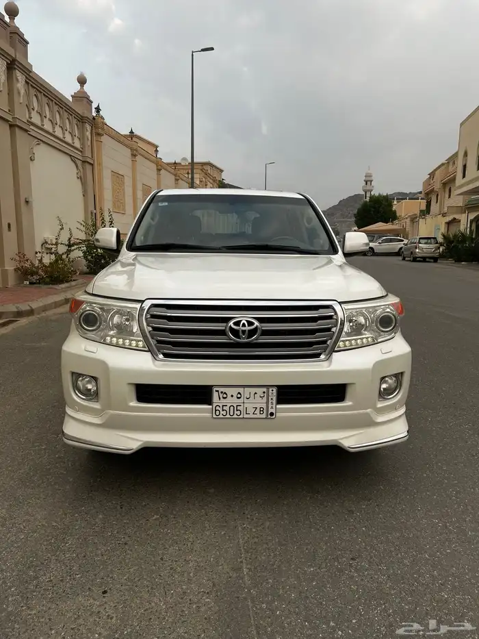 جيب لاندكروزر VXR 2012 ( تم البيع الله يبارك للمشتري ) 11