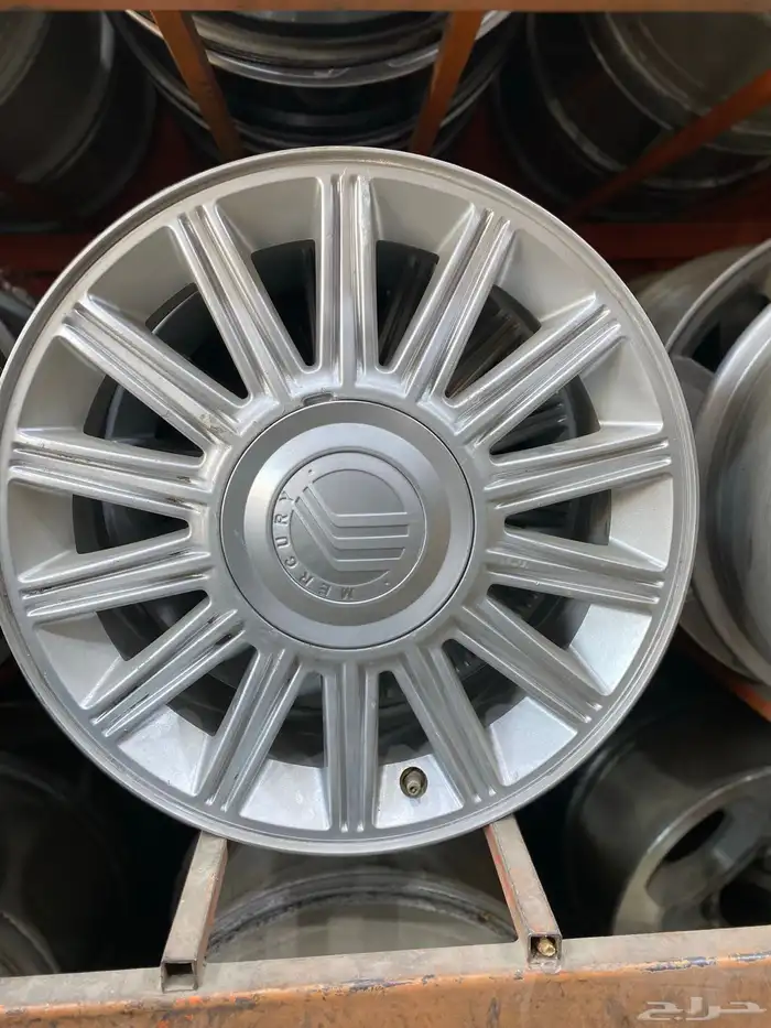 جنوط فورد ماركيز موديل 2011 مقاس 17 اصلي وكاله 2