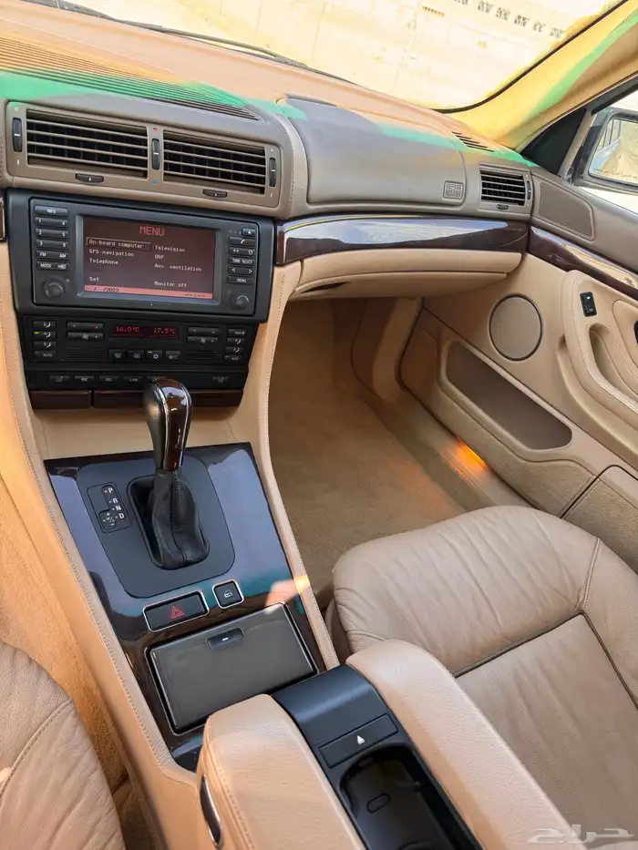 بي ام دبليو 2002 7