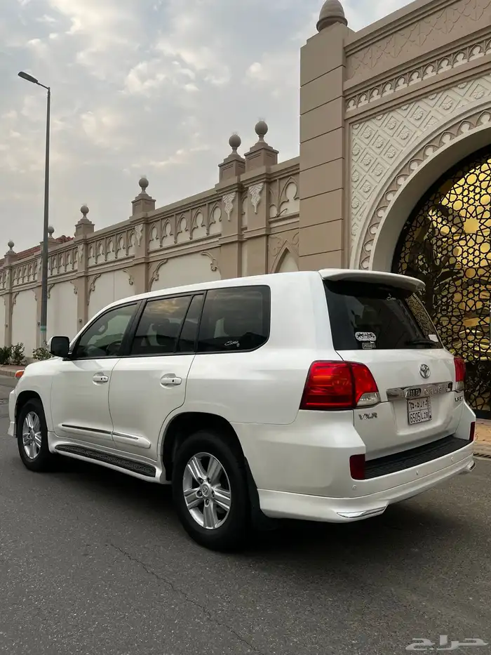 جيب لاندكروزر VXR 2012 ( تم البيع الله يبارك للمشتري ) 5