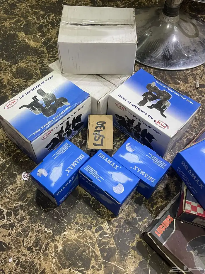 مكينة لكزس 22