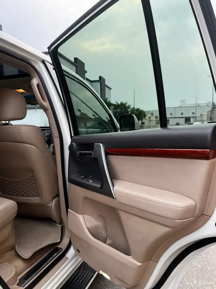 جيب لاندكروزر VXR 2012 ( تم البيع الله يبارك للمشتري ) 28