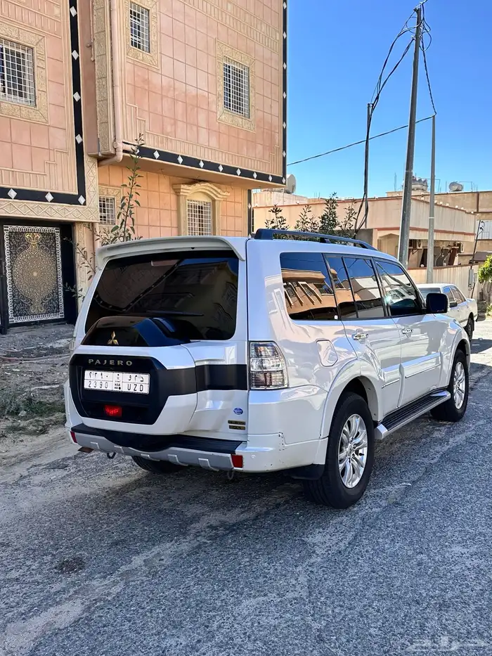 باجيرو 2018 فل كامل مكينة 3.8 6