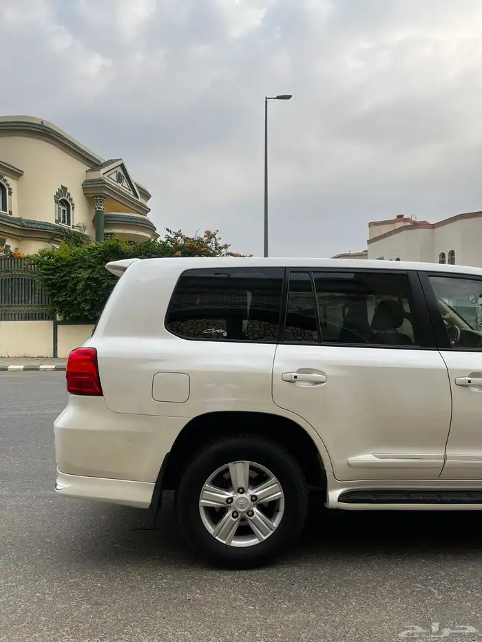 جيب لاندكروزر VXR 2012 ( تم البيع الله يبارك للمشتري ) 10