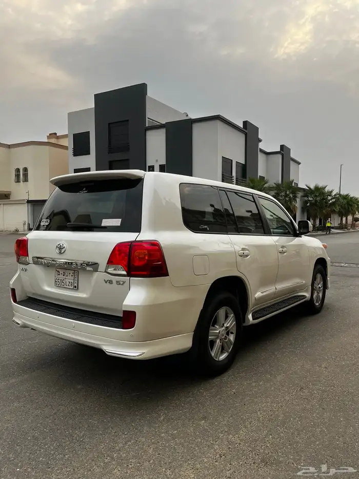 جيب لاندكروزر VXR 2012 ( تم البيع الله يبارك للمشتري ) 9