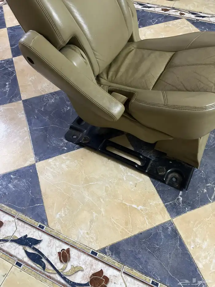 مقعدة جمس 2