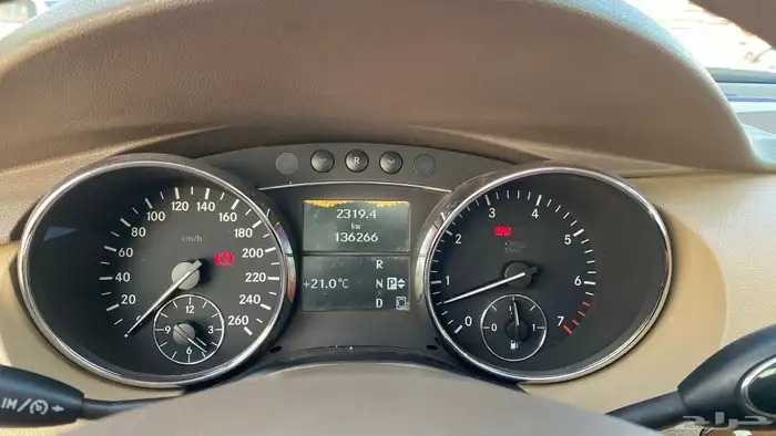 مرسيدس R350 نظيف جاهز للاستخدام 10