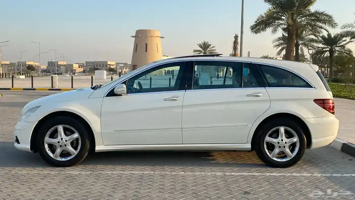مرسيدس R350 نظيف جاهز للاستخدام 3