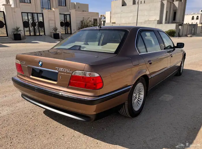 بي ام دبليو 2002 3