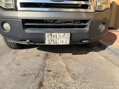 لوحتين ح ق ح 3754   د دب 6156 3
