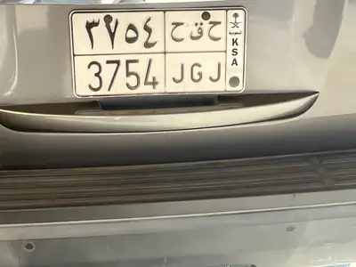 لوحتين ح ق ح 3754   د دب 6156 6