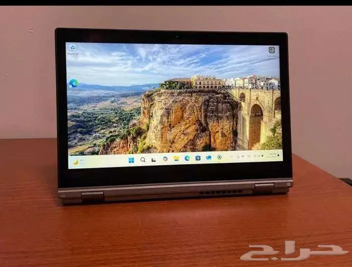 LENOVO YOGA X360 LAPTOP  TAPLET WITH PEN 1