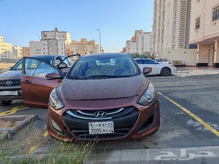 سيارة للبيع او للايجار هونداي i30 موديل 2014 0