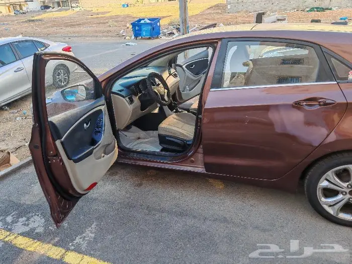 سيارة للبيع او للايجار هونداي i30 موديل 2014 1