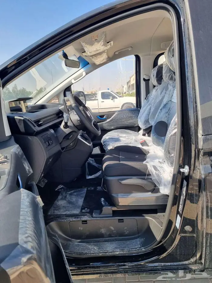 هونداي ستاريا سمارت ديزل 9راكب موديل 2025 5