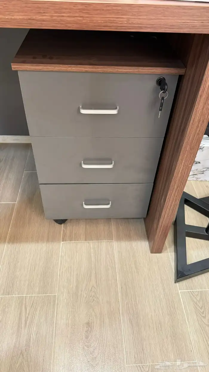 إسم الكمبيوتر  DESKTOP-CGE24JM 9