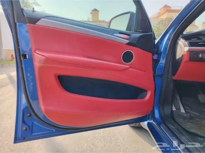 BMW X6 M للبيع - اللون ازرق نظيفة وبحالة وكالة 16