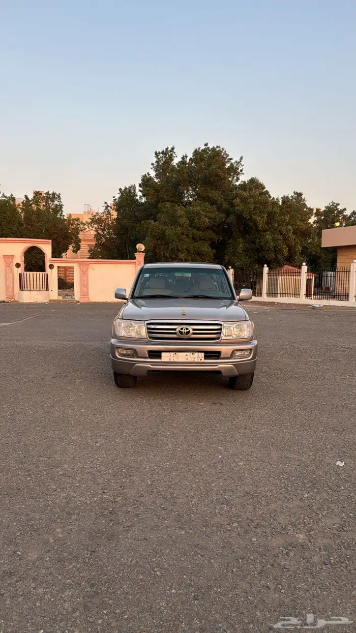 لاندكروزر GXR1 قير عادي 2006 ( لوحه مميزه ) 2