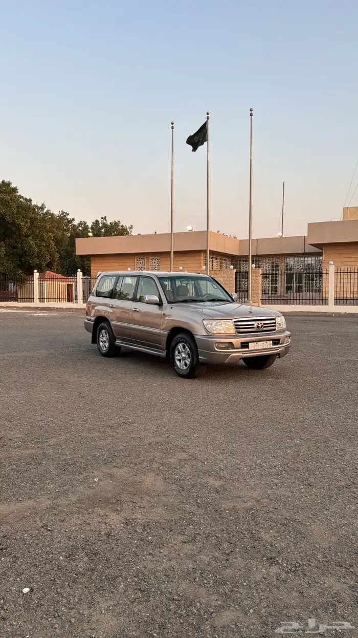 لاندكروزر GXR1 قير عادي 2006 ( لوحه مميزه ) 0