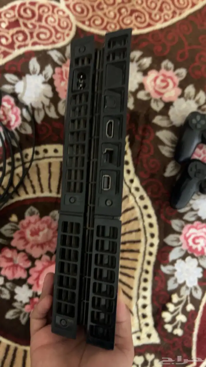 سوني 4 نضيف لا يشكو من شي الحمدالله ما سيم ترا 2