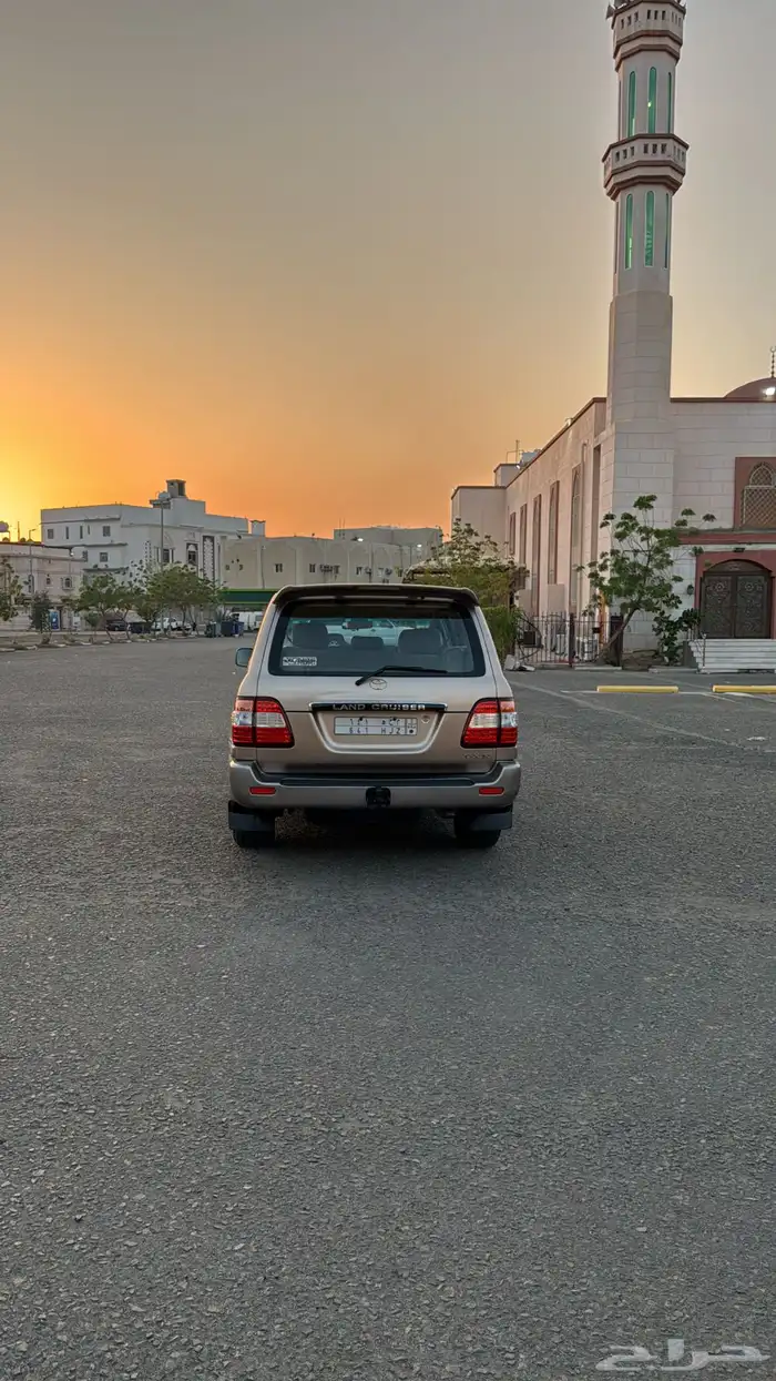 لاندكروزر GXR1 قير عادي 2006 ( لوحه مميزه ) 7