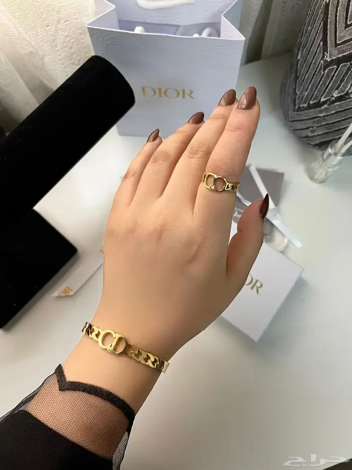اساور ديور 3