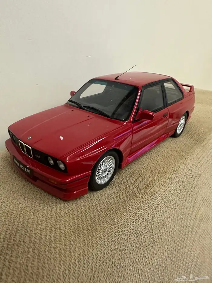 مجسم بي ام دبليو E30 1
