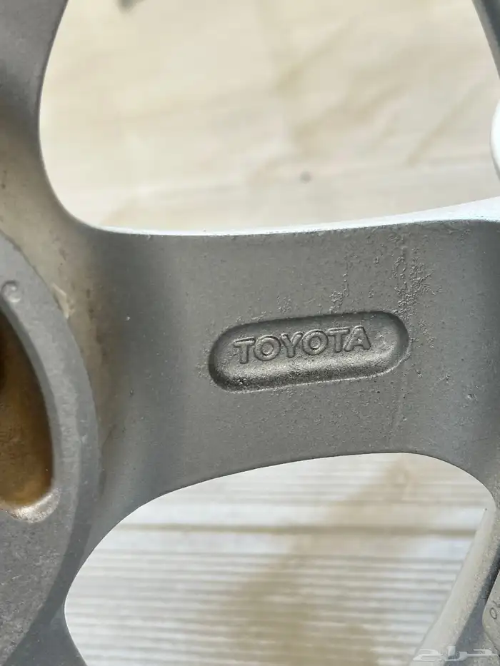 جنوط اصليه وكاله كورولا 2006 0